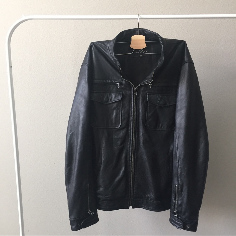 7 Diamonds Black Leather Jacket, Perfect Cond